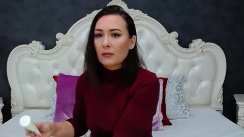 Krissy online show from 02/12/26, 08:42