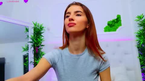 ElisaCharm online show from 11/12/25, 03:51