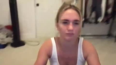 Elisa Sinclair online show from 12/28/24, 06:40