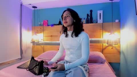 Elisa Sue online show from 02/24/26, 03:26