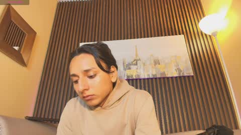 Elisa Sue online show from 04/06/26, 05:08