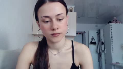 Elis online show from 04/01/26, 05:19