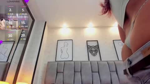 ELISE LEYTON online show from 02/18/25, 03:54