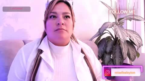 ELISE LEYTON online show from 09/17/25, 05:03