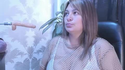 ELISE LEYTON online show from 09/23/25, 06:55