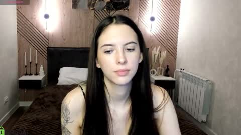 Elise online show from 03/06/26, 01:24