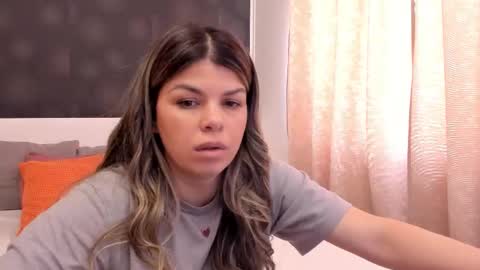 Elly online show from 03/12/26, 10:43