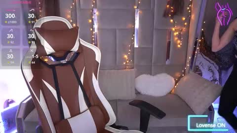 elisevelour online show from 03/29/26, 12:38