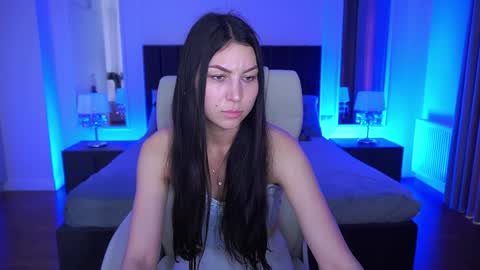 Snapshot of elisevelour chatting on 05/23/26, 12:31 elisevelour online show from 05/23/26, 12:31
