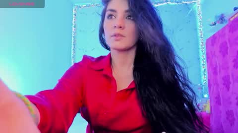 E L I S S A online show from 11/30/25, 08:46