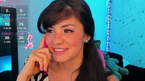 Snapshot of elissa_iris chatting on 06/05/26, 02:29 E L I S S A online show from 06/05/26, 02:29