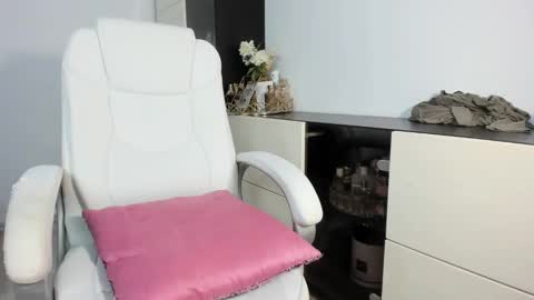 Snapshot of elissavibe chatting on 02/03/25, 02:02 Elisa  Promotion   online show from 02/03/25, 02:02