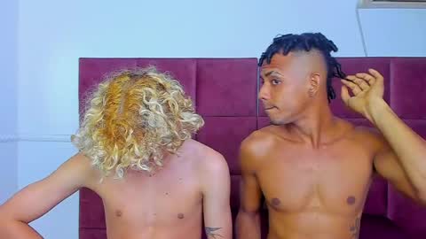 Valentino Konny y Jhon online show from 06/09/26, 08:20
