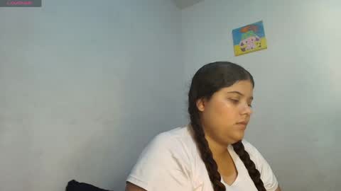 Snapshot of elivanegas chatting on 05/08/26, 01:33 Eli Vanegas online show from 05/08/26, 01:33