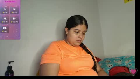 Snapshot of elivanegas chatting on 05/13/26, 07:28 Eli Vanegas online show from 05/13/26, 07:28