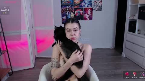 Ari online show from 02/07/25, 06:24