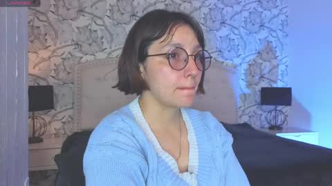 Eliza online show from 04/14/26, 07:31