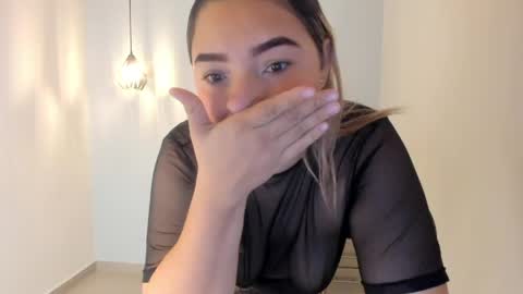 eliza_pryor online show from 06/05/26, 12:11