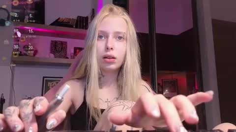 Elizabeth online show from 02/12/26, 07:20