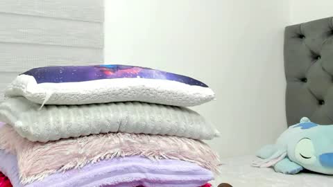 ELIZA online show from 05/06/26, 03:13