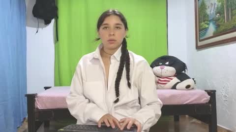 elizabeth online show from 12/29/24, 01:56