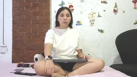 elizabeth online show from 02/02/25, 02:38