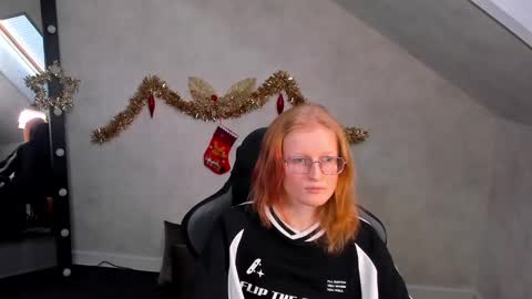 Elizabeth online show from 01/14/25, 08:31