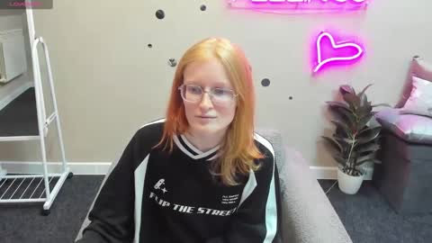 Elizabeth online show from 01/17/25, 08:56