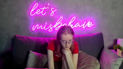 Elizabeth online show from 02/01/25, 11:10