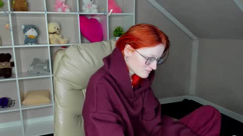 Elizabeth online show from 01/08/26, 01:08