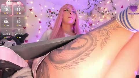 Snapshot of elizabeth_jing chatting on 02/23/25, 02:07    Independent Model online show from 02/23/25, 02:07