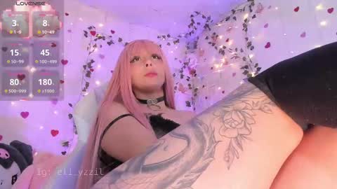 Snapshot of elizabeth_jing chatting on 03/06/25, 10:36    Independent Model online show from 03/06/25, 10:36