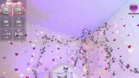 Snapshot of elizabeth_jing chatting on 03/08/25, 12:33    Independent Model online show from 03/08/25, 12:33