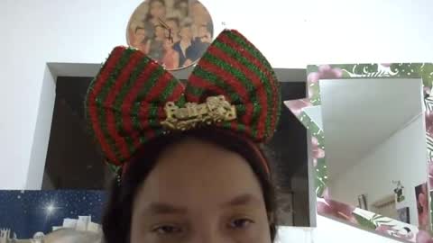 Snapshot of elizabeth_martinez_ chatting on 12/14/24, 07:46 Elizabeth Martinez online show from 12/14/24, 07:46