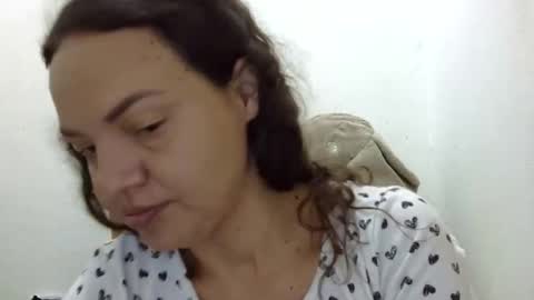 Elizabeth Martinez  online show from 11/30/25, 03:05