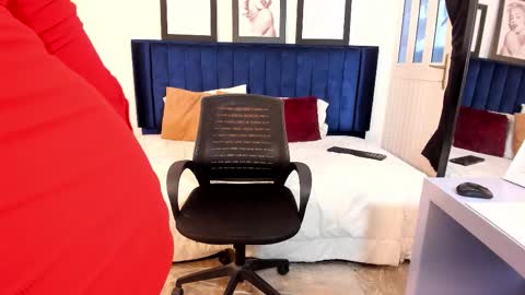 Elizabeth  online show from 03/15/26, 12:44