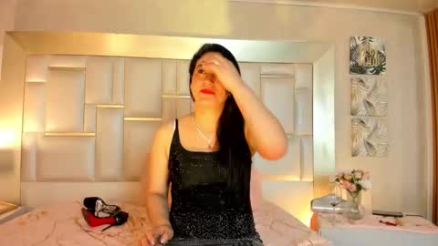 elizabth online show from 11/28/25, 10:45