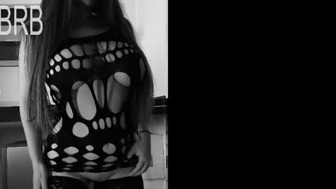 Snapshot of elizabethliones01 chatting on 07/21/26, 10:34 instgram aly leiv17 ---- Im model-independent online show from 07/21/26, 10:34