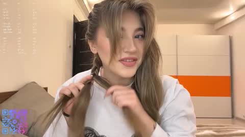 Mia online show from 02/24/26, 05:33