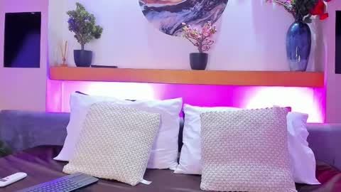   online show from 03/11/26, 01:39