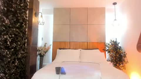   online show from 04/14/26, 01:17