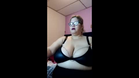 Elizabeth online show from 01/16/26, 10:52