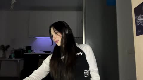 Elizabet online show from 04/05/26, 07:33