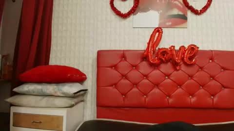 elizabetth_roman online show from 03/19/26, 08:02