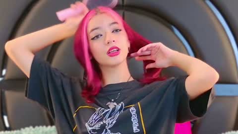 Snapshot of elizabetthkitty chatting on 01/31/25, 07:29 Elizabet online show from 01/31/25, 07:29