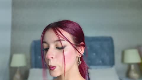 Snapshot of elizabetthkitty chatting on 06/02/26, 12:18 Elizabet online show from 06/02/26, 12:18