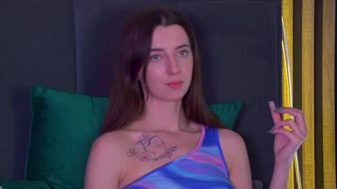 Elizabet online show from 01/15/25, 11:21