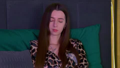 Elizabet online show from 01/30/25, 08:43