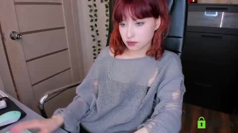 Snapshot of elizanik chatting on 05/16/26, 12:18 Eliza online show from 05/16/26, 12:18