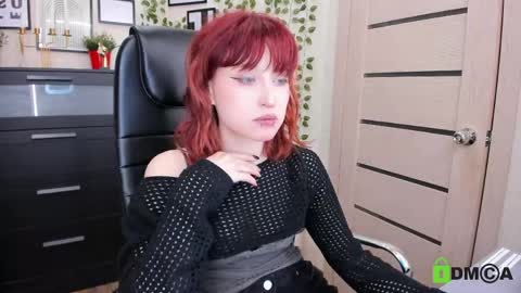Snapshot of elizanik chatting on 05/20/26, 11:11 Eliza online show from 05/20/26, 11:11